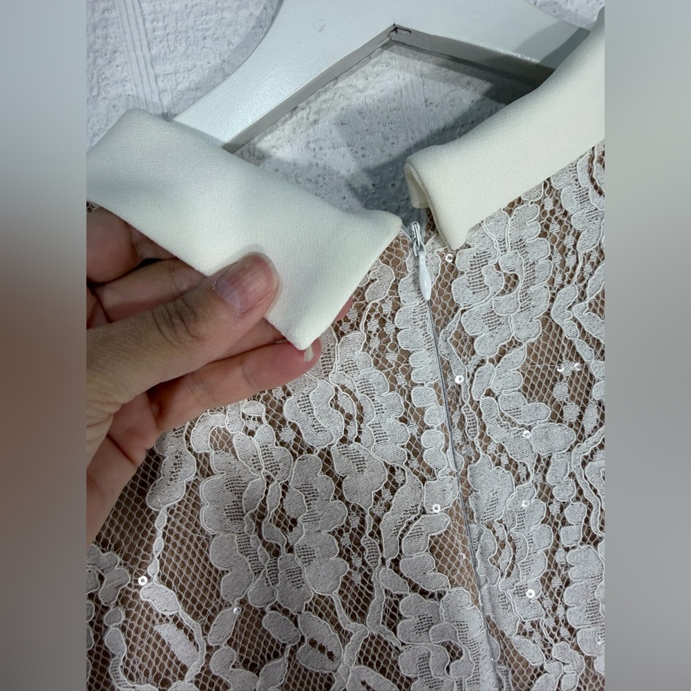 Elegant White Lace Midi Dress with Button Front - Picture 15 of 16